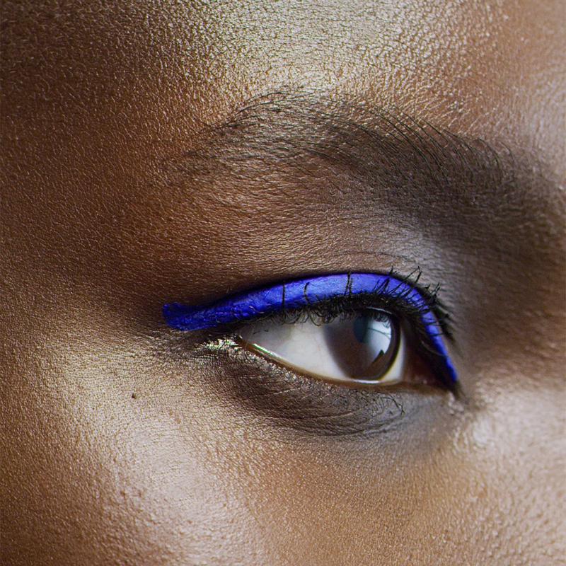 L'Oréal Paris Linder Signature Eyeliner 02 Blue
