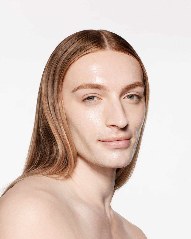 Shiseido RevitalEssence Skin Glow Foundation 120 Ivory 30ml