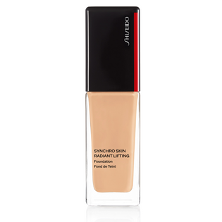 Shiseido Synchro Skin Radiant Lifting Foundation 250 Sand 30ml
