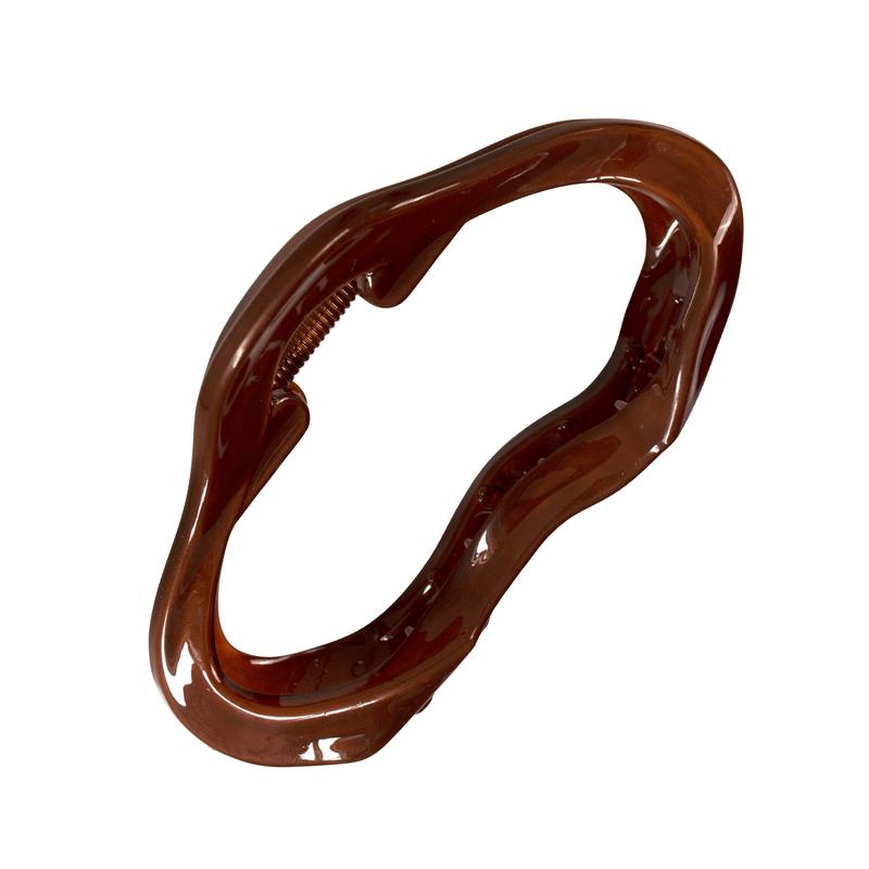 Adorn by Mae Claw Grip Extra Large Toffee