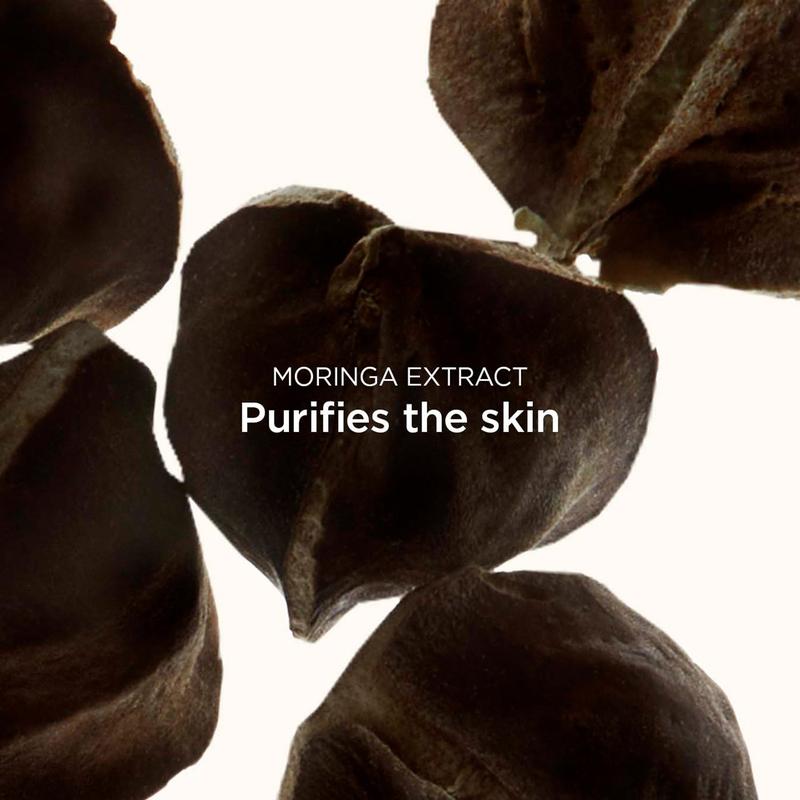 Clarins Exfoliating Body Scrub for Smooth Skin 200ml
