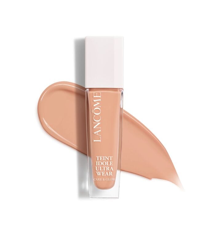 Lancôme Teint Idole Ultra Care and Glow 220c
