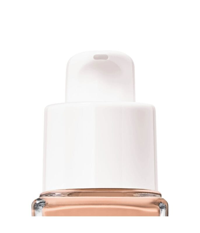 Lancôme Teint Idole Ultra Care and Glow 220c
