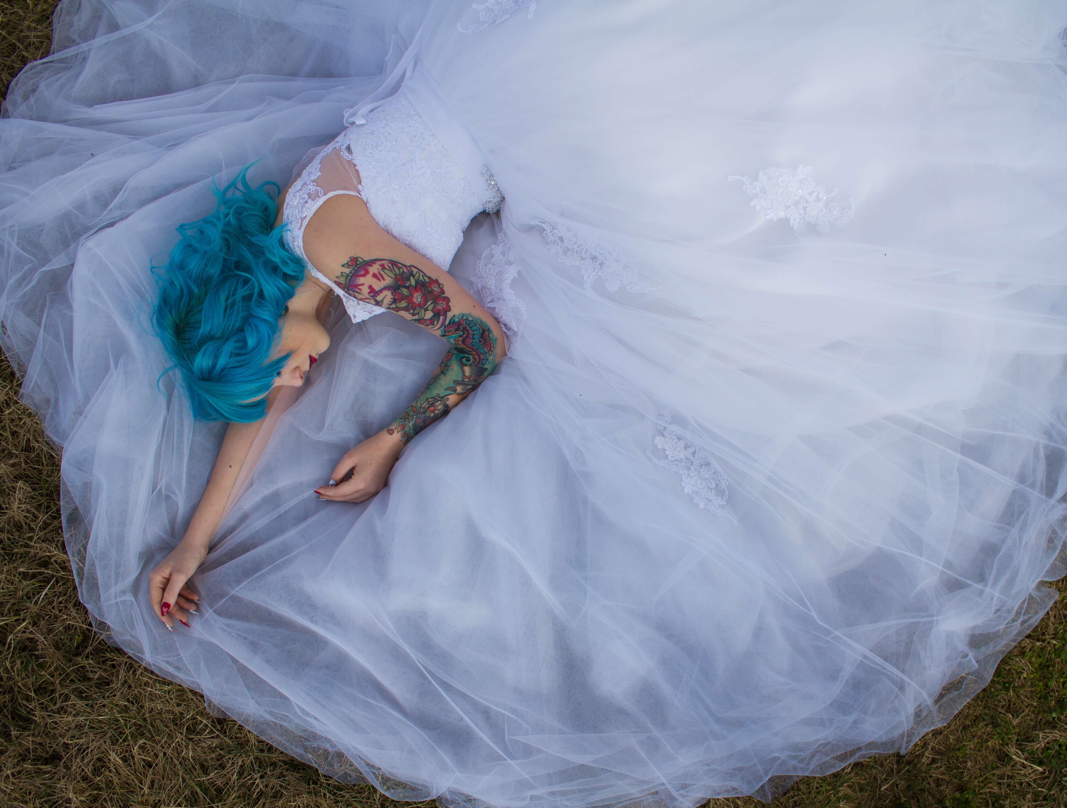 blue-hair-bridal-gown-close-up-2155315.jpg